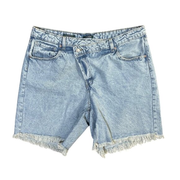 Wild Fable Denim Jean Shorts Crossover Button Fly Light Wash Size 16 Fray - Picture 1 of 7